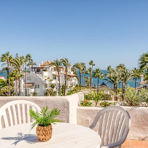 Hanami Alcazaba Beach Garden